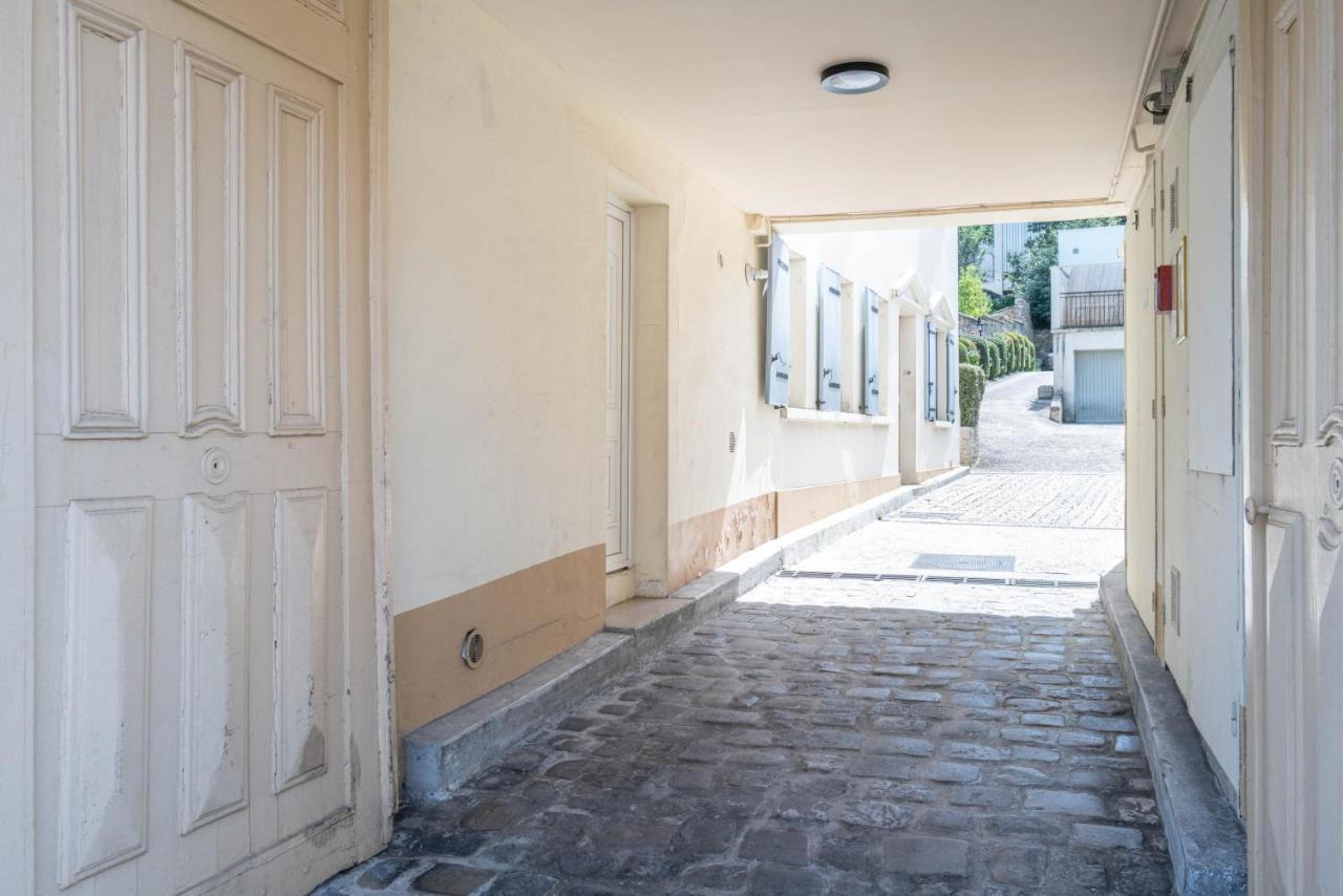 Appart'Hotel Nuiteejour Versailles Saint Cyr L'Ecole Luaran gambar