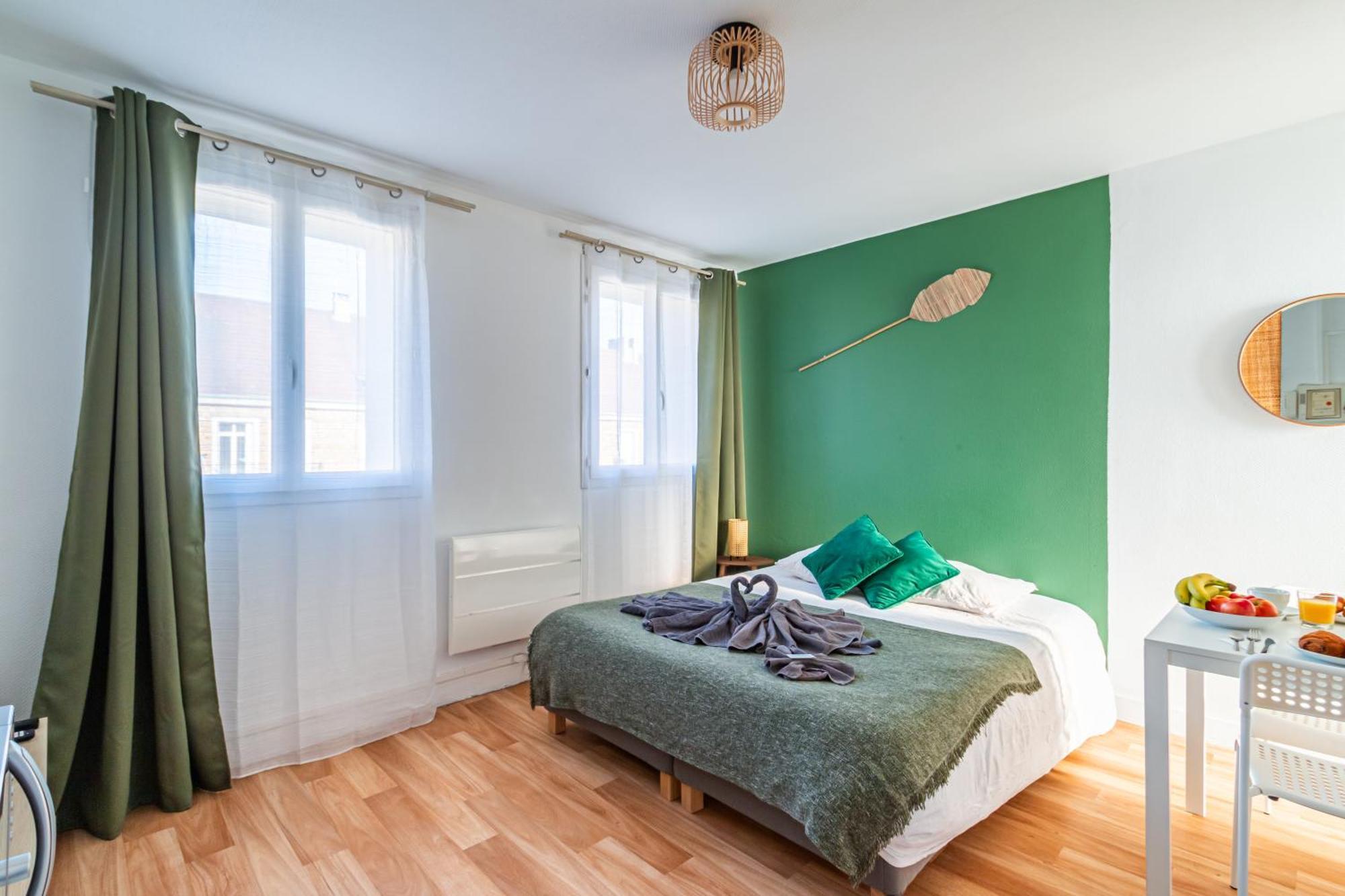 Appart'Hotel Nuiteejour Versailles Saint Cyr L'Ecole Luaran gambar